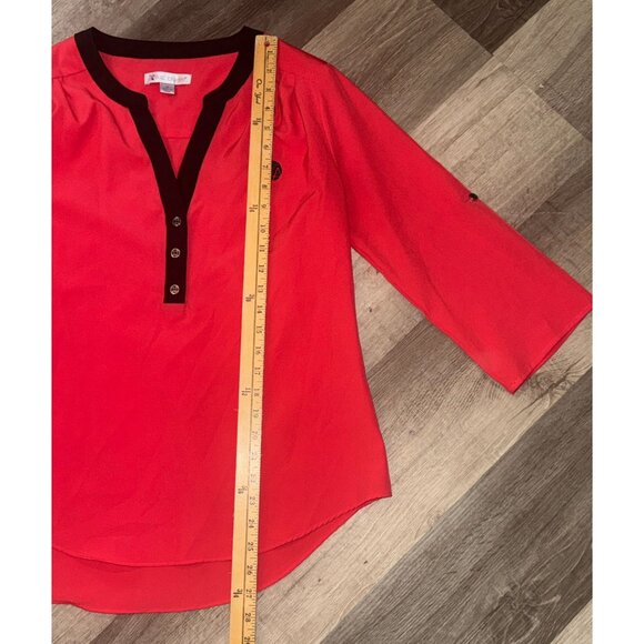 Lilac Bloom Womens 3/4 Sleeve Red Blouse With Black Trim & Button Accents Size M - Picture 7 of 8